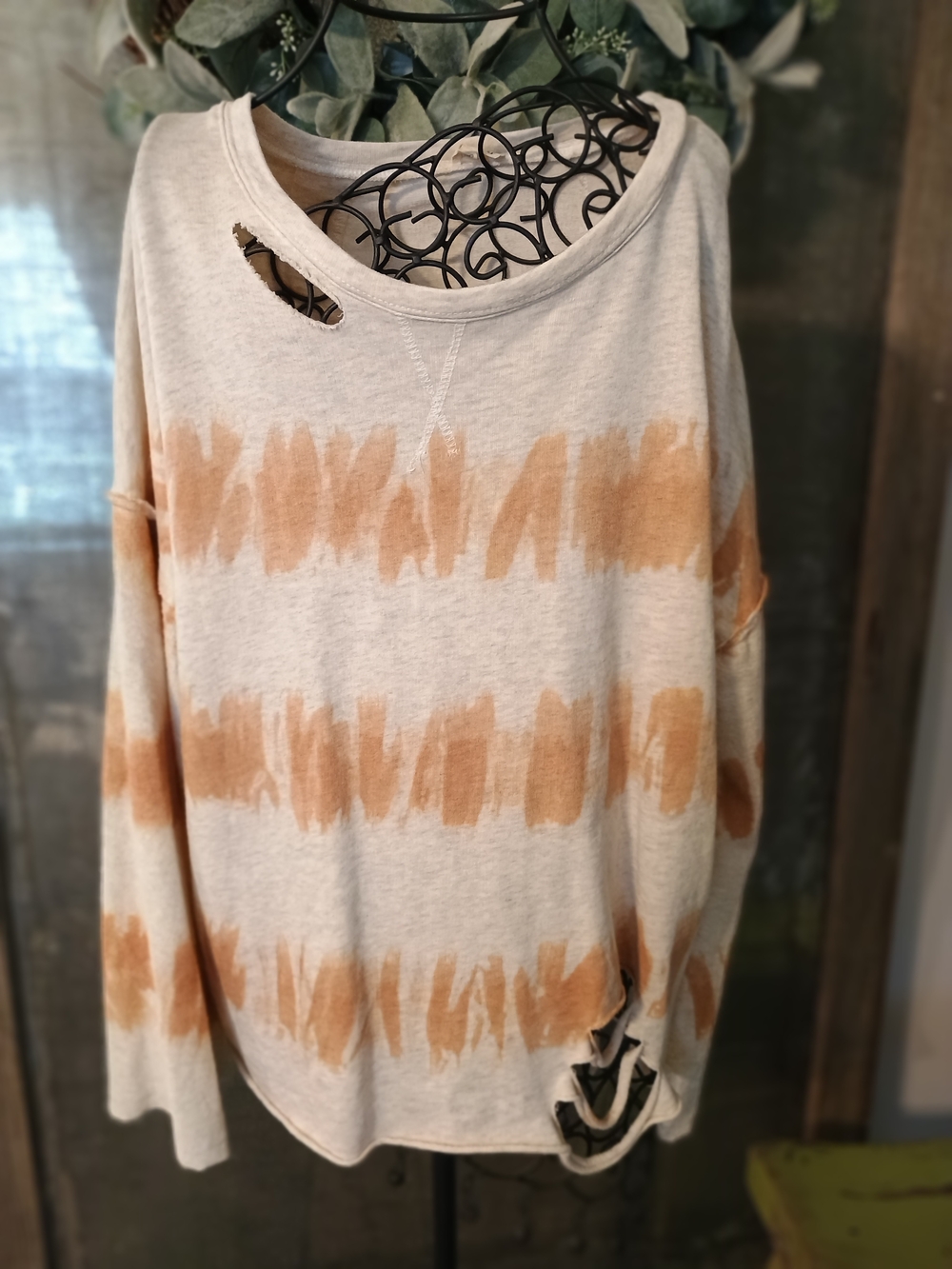 POL Cream & Tan Tie-Dye Distressed Pullover Sweatshirt